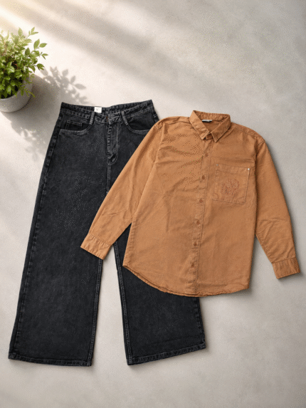 Baggy jeans-shirt combo