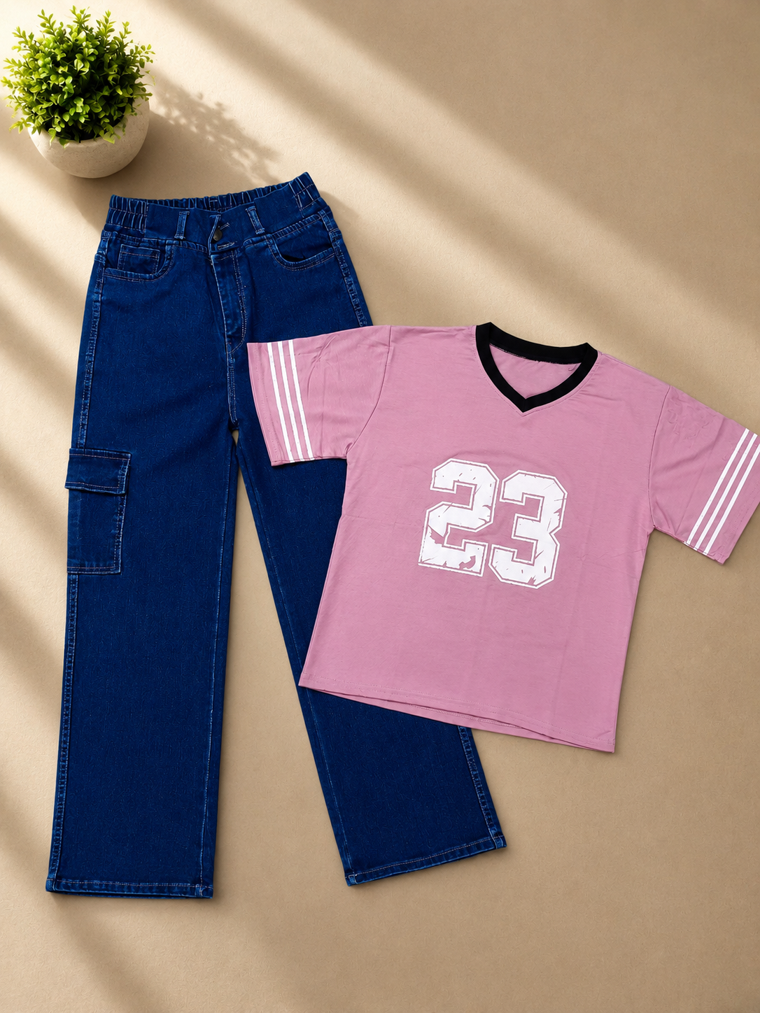 2026/08/1000210047.png Women girls combo t-shirt - baggy jeans - Image 1