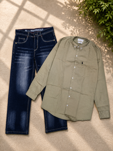 baggy jeans-shirt combo